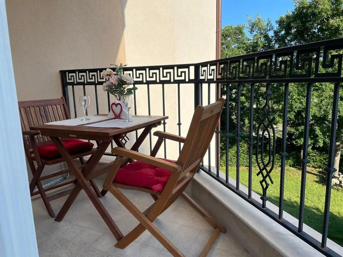 شقة Sunriseresort فارنا